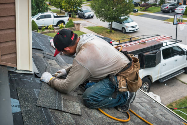 Professional Gutter Installation technician working in Edison, GA